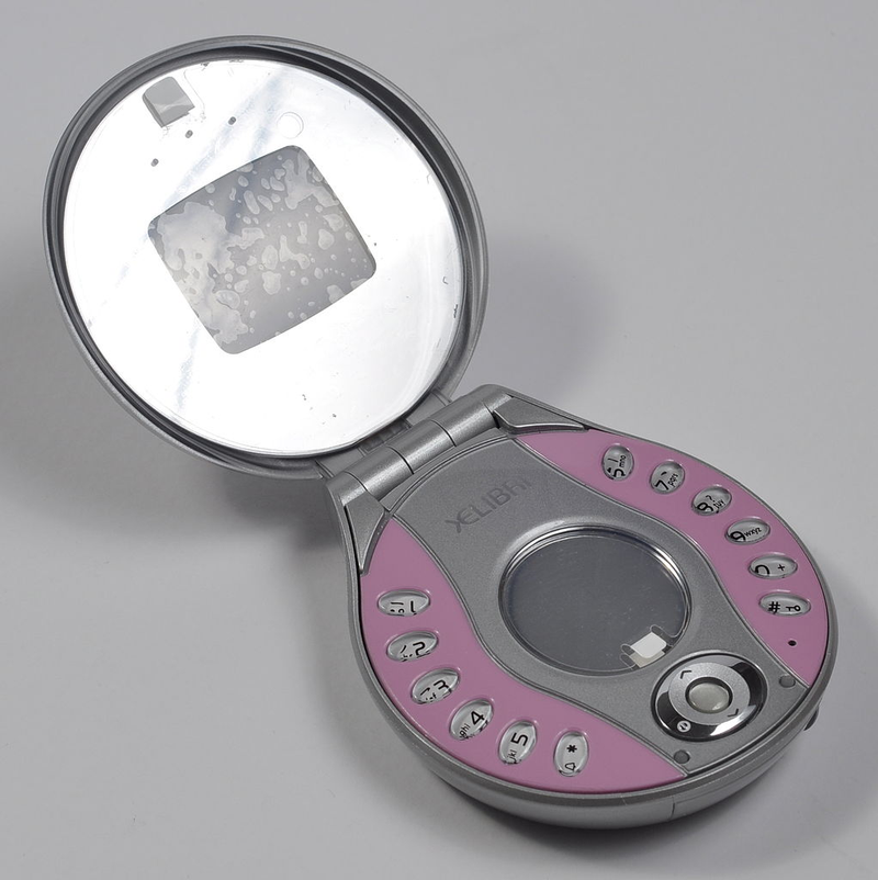 Illustration for article titled The Strangest Cellphones Ever Sold